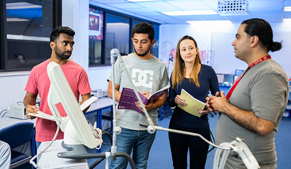 engineering-biomedical-associate-degree-class