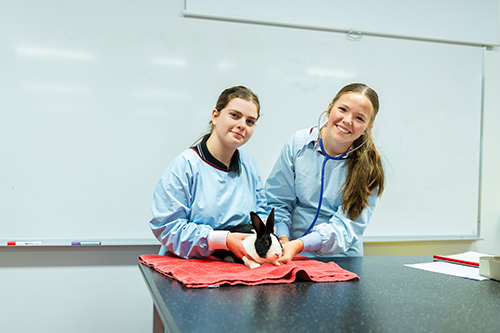 Primary Industries & Science for School Students Primary Industries & Science for School Students