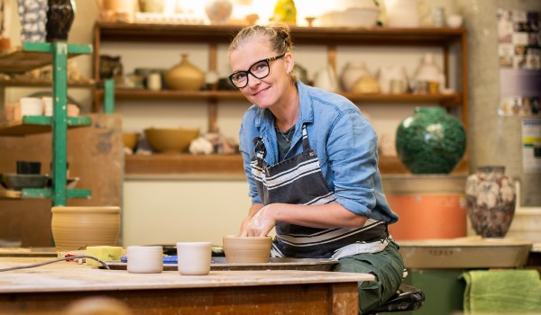 Pottery student