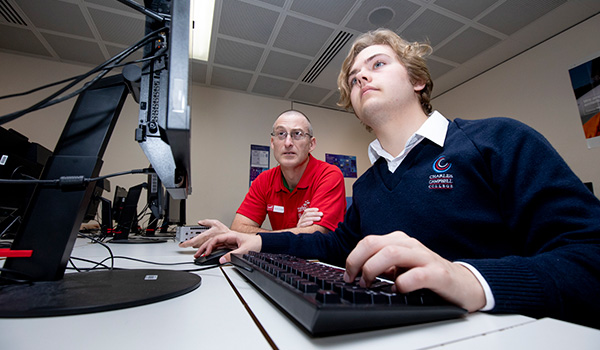 vet-it-student-lecturer